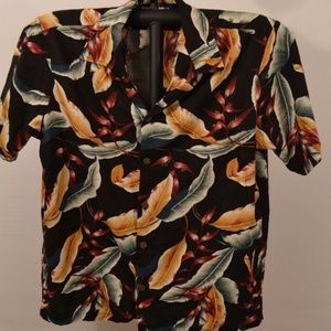 Hilo Hattie Hawaiian Shirt SS L USA Black/Multi-Co